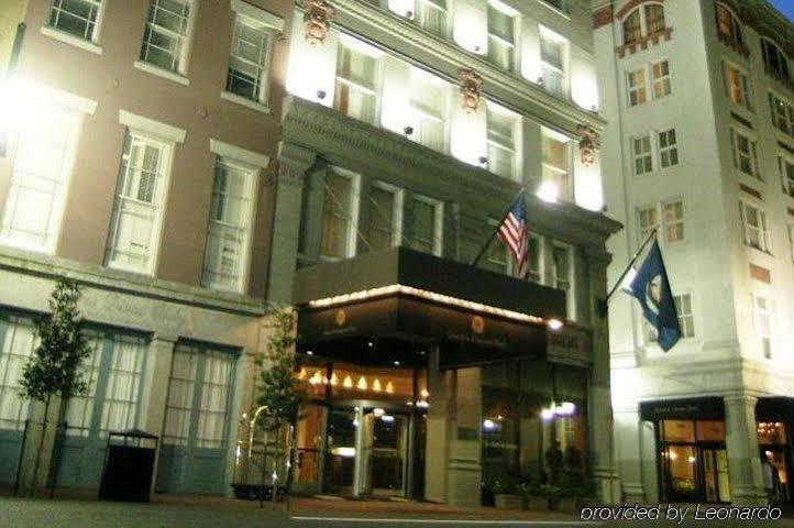 Q&C Hotel And Bar New Orleans, Autograph Collection Exterior photo